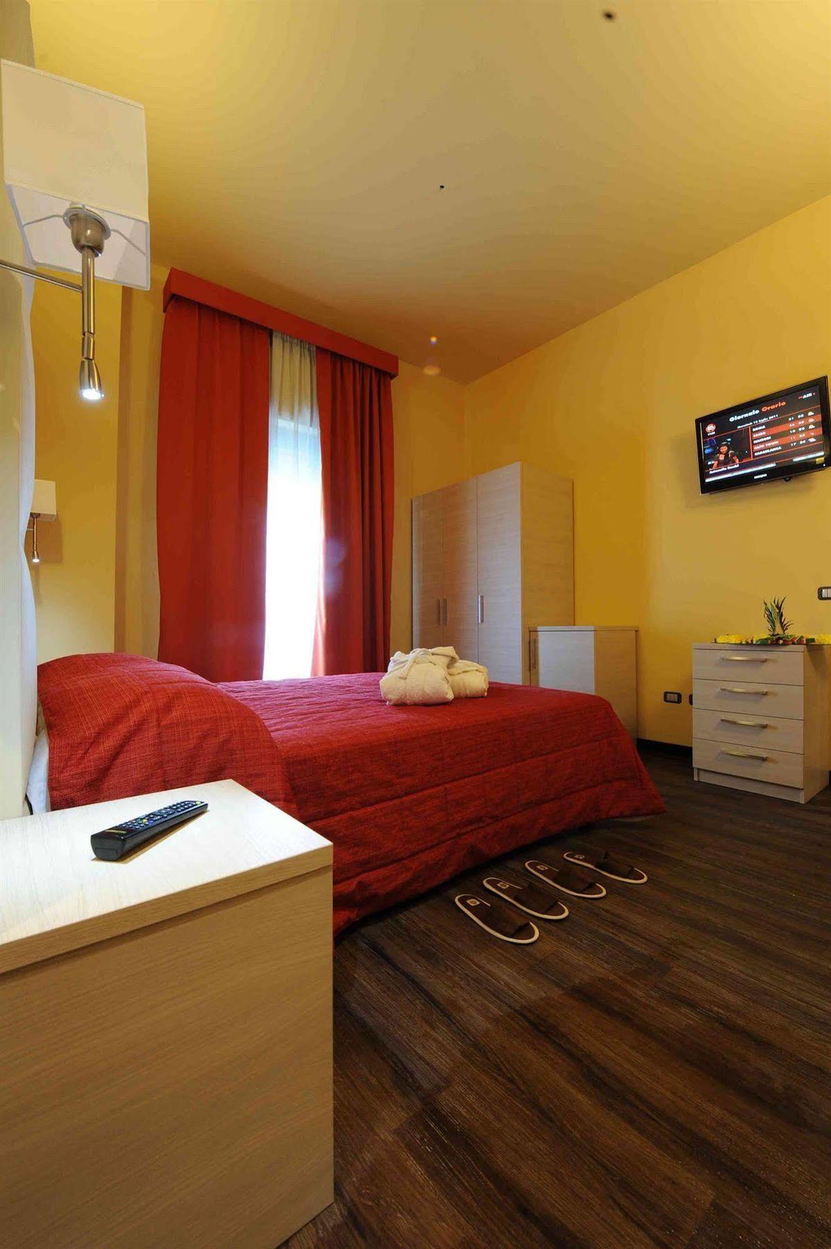 Maiorano Boutique Hotel Manfredónia Exterior foto